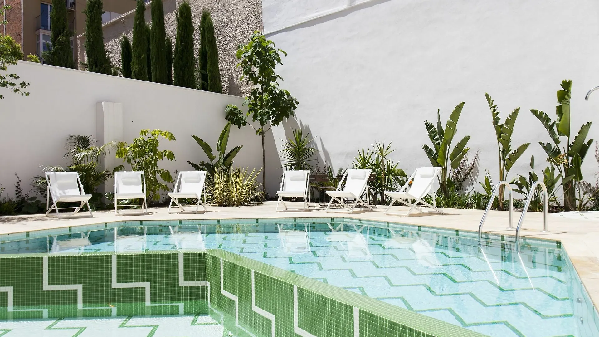 Aspasios Garden Apartments contacts